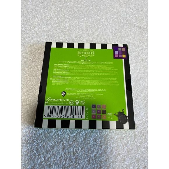 Beetlejuice x Revolution Beetle House Shadow Palette - Picture 5 of 5